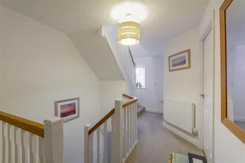 6 Beldover Drive, Nottingham, NG8 6DQ