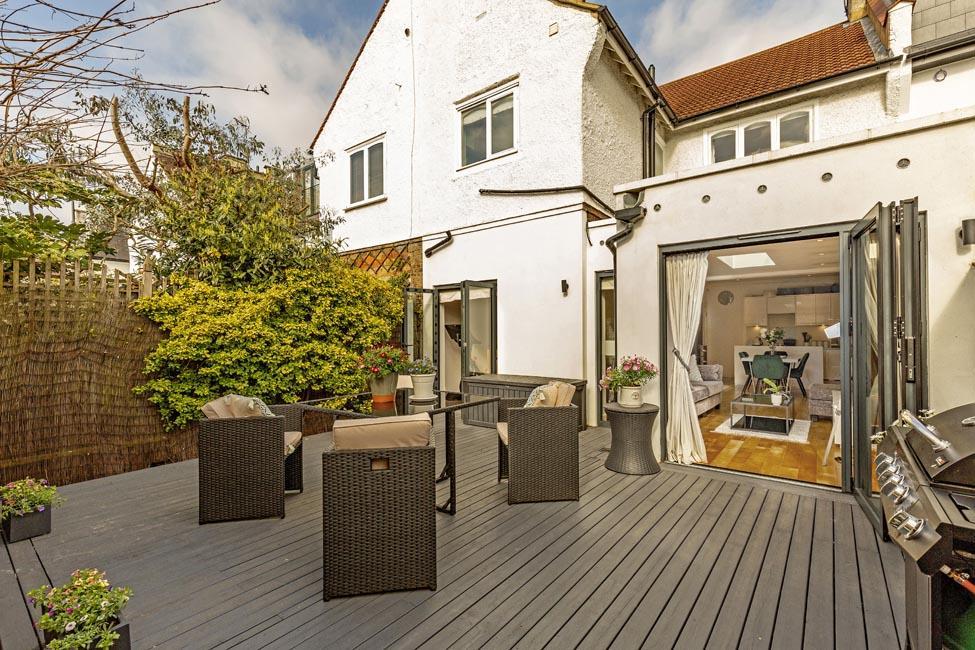 28080 moveli 82a roseneath road 17 lo.jpg