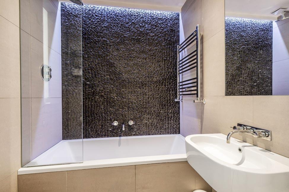 28080 moveli 82a roseneath road 21 lo.jpg