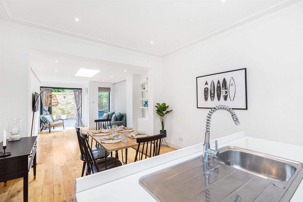 30843 moveli 82a roseneath road 8 lo.jpg
