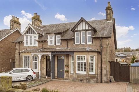 37 Craigie Road, Perth, PH2 0BL