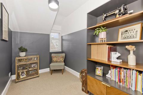 37 Craigie Road, Perth, PH2 0BL