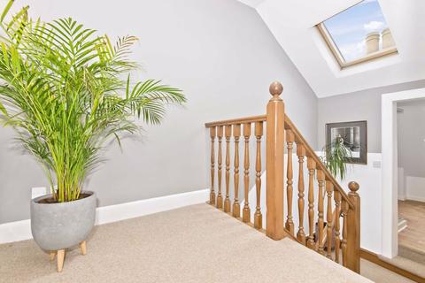 37 Craigie Road, Perth, PH2 0BL