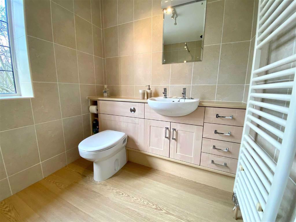 En suite Shower Room