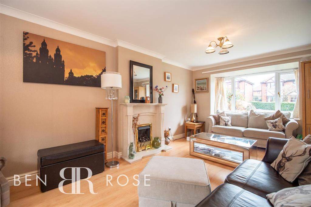 Woodlands Meadow, Chorley 4 bed detached house £319,995