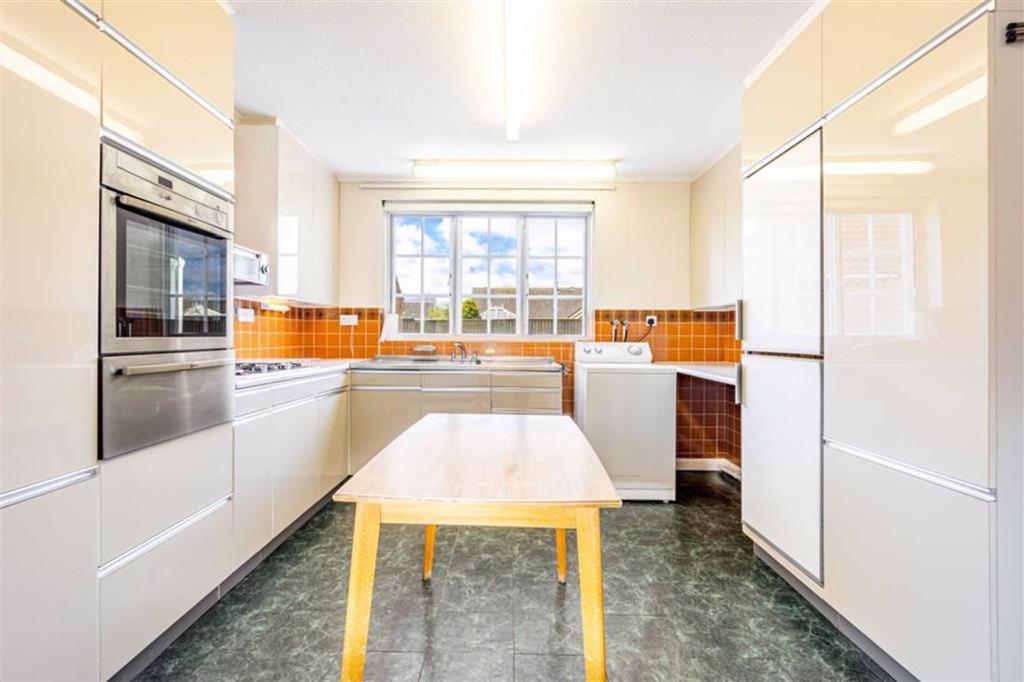 Somersby Green, Boston 3 bed detached bungalow £325,000