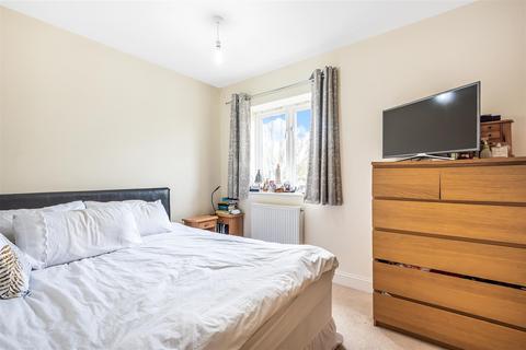4 Liberty Close, Worcester Park, KT4 8NZ