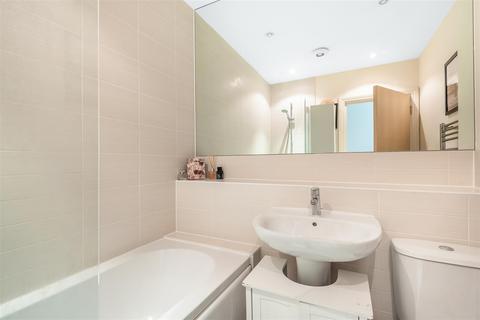 4 Liberty Close, Worcester Park, KT4 8NZ
