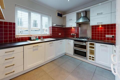 16 Old Printworks Close, Whitstable, CT5 4GZ