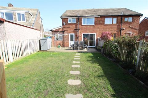 8 High Ash, Shipley, BD18 1NA