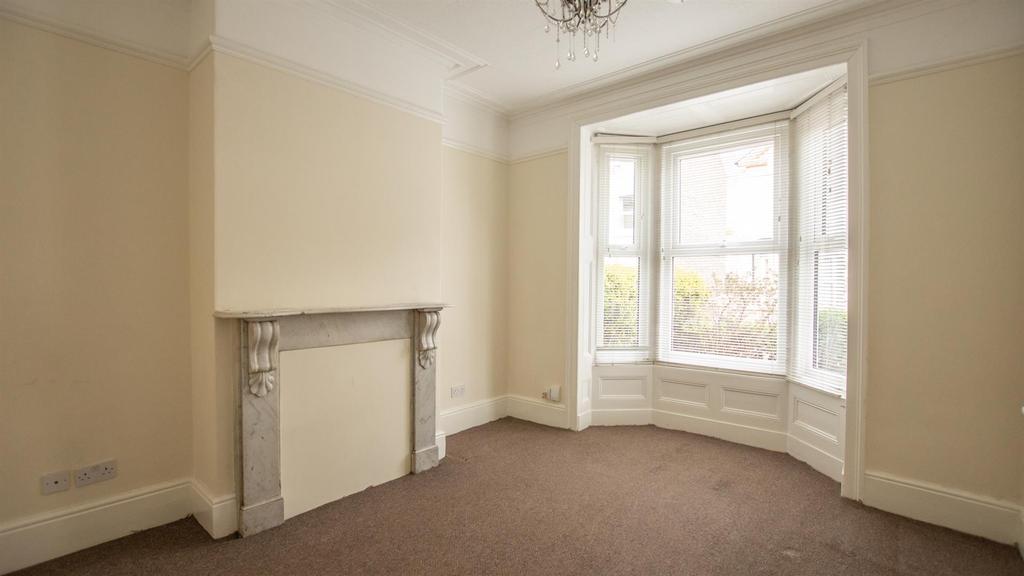 Claremont Terrace, York, YO31 7EJ 4 bed terraced house £1,250 pcm (£
