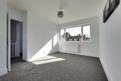 33 Badgers Way, Benfleet, SS7 1TP