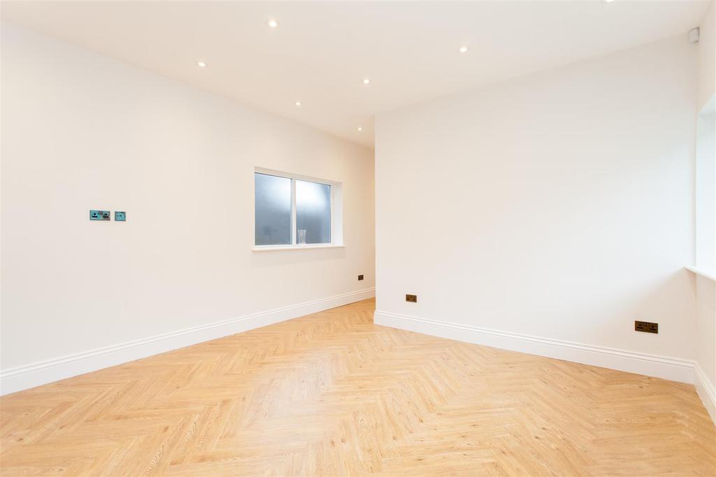 Lounge/Kitchen