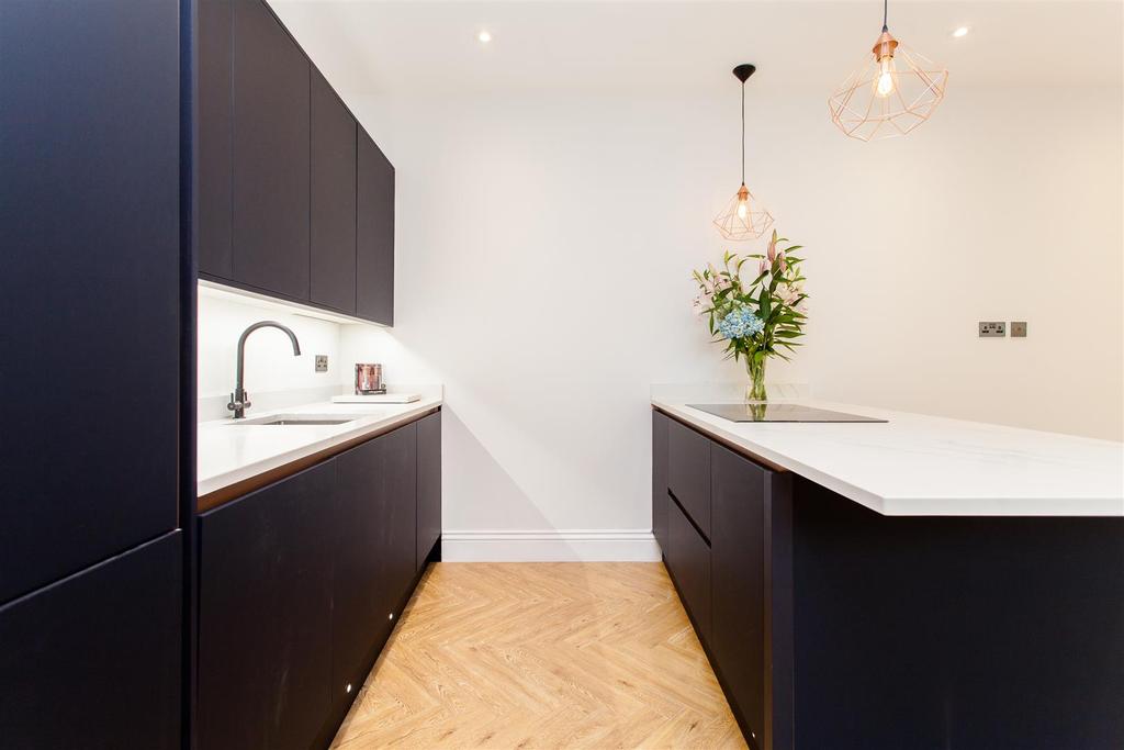 Lounge/Kitchen