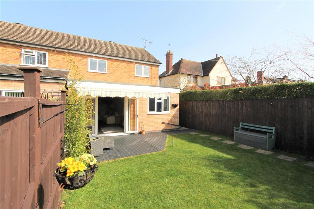 Scraptoft Lane, Scraptoft, Leicester LE7 4 bed semidetached house £