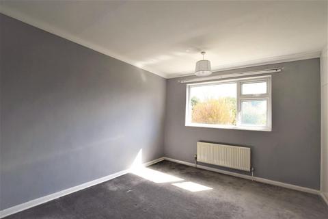13 Grampian Way, Oakham, LE15 6NX
