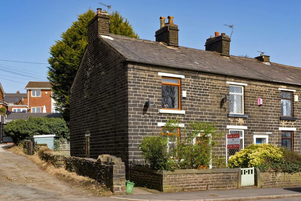 Darwen Road, Bolton, BL7 2 bed cottage £170,000
