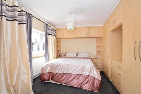36 Caldwell Road, Stanford-le-hope, SS17 0LP