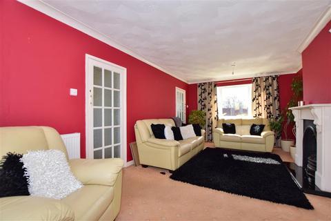 36 Caldwell Road, Stanford-le-hope, SS17 0LP