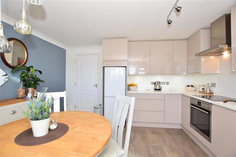 39 Applecross Close, Rochester, ME1 1SQ