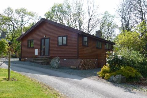 18 Bryniau, Brithdir, Dolgellau, LL40 2TY