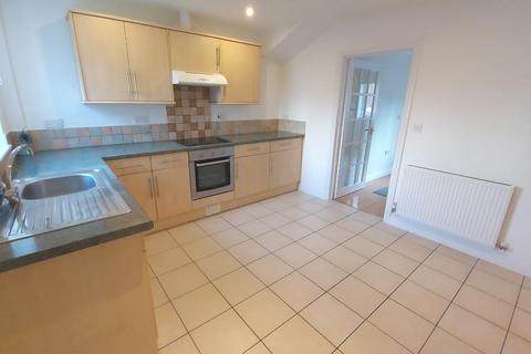 3 bedroom terraced house to rent, Trinity Mews, Grantham, NG31