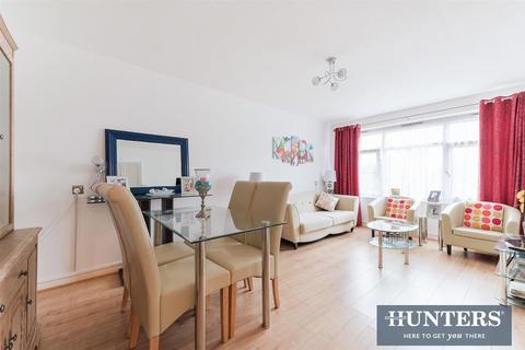 26 Grafton Close, Hounslow, TW4 5NQ