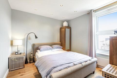 Flat F, 9 Hamlet Road, London, SE19 2AP