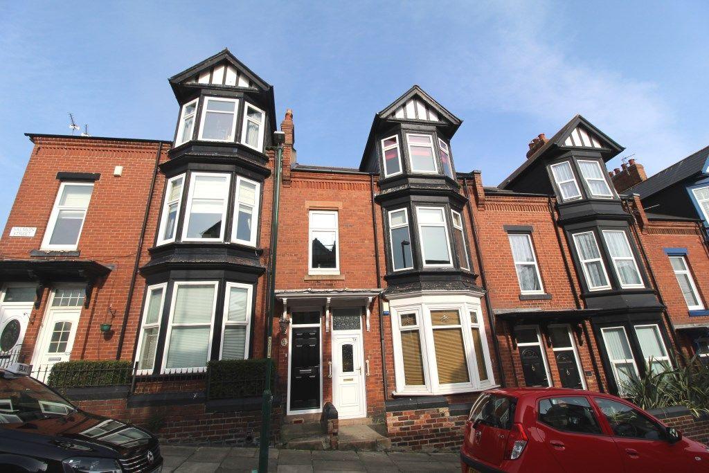 Salmon Street South Shields 3 bed apartment £650 pcm (£150 pw)