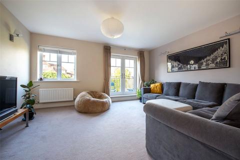 8 Betchworth Place, Pixham, Dorking, RH4 1BF