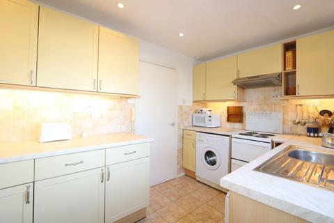 1 Maethlon Close, Tywyn, LL36 0BN