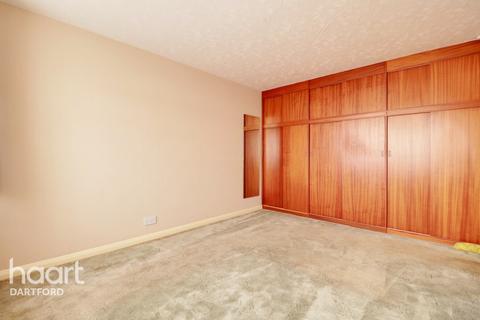 14 Silver Birch Close, Dartford, DA2 7NH