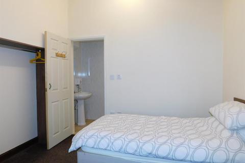 6 bedroom block of apartments for sale - Grosvenor Road, Skegness, Lincs, PE25 2DB