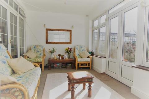 11 Morland Road, Harrow, HA3 9LU