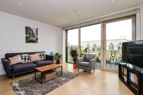 1 bedroom flat to rent, Trafalger Place, Elephant and Castle, London