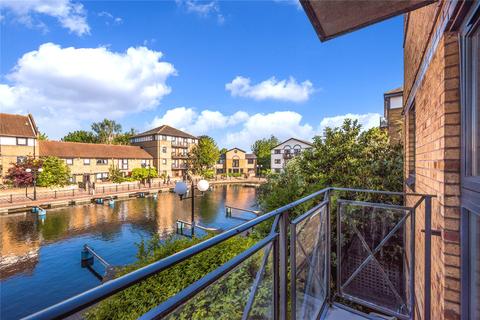 15 Whiteadder Way, London, E14 9UR