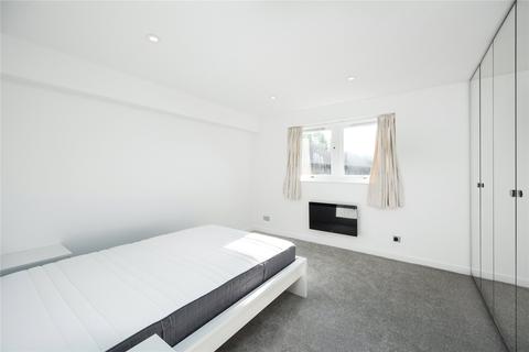 15 Whiteadder Way, London, E14 9UR