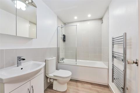 15 Whiteadder Way, London, E14 9UR