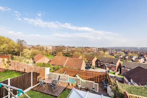 40 Borrowdale Crescent, Leeds, LS12 2JB