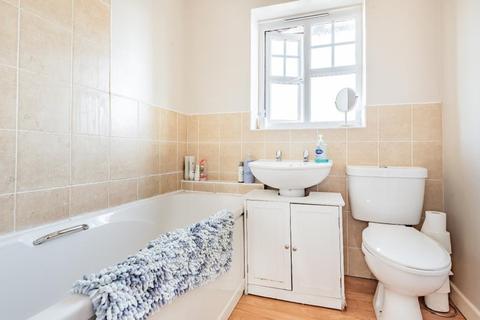 40 Borrowdale Crescent, Leeds, LS12 2JB