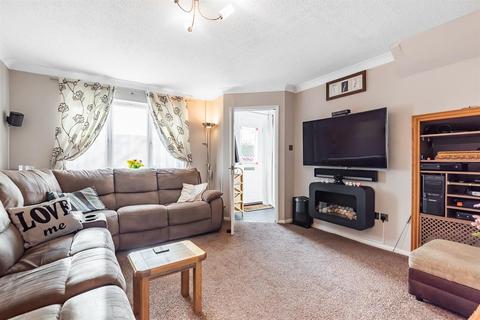 11 Gorse Close, Scunthorpe, DN16 3UL