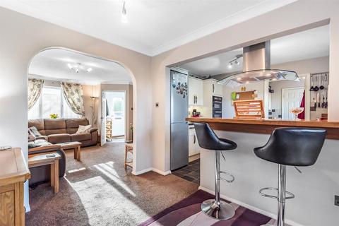 11 Gorse Close, Scunthorpe, DN16 3UL