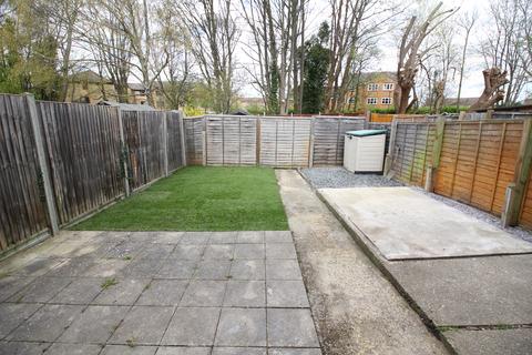 33 Reynolds Close, Carshalton, SM5 2AY