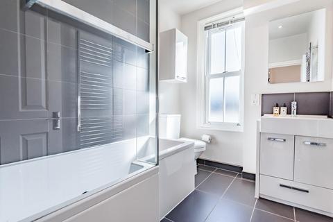 87 Nelson Road, London, SW19 1HU