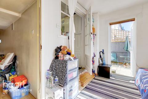 10 Brooklyn Avenue, London, SE25 4NL