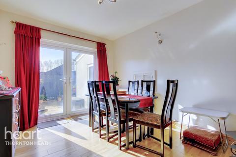 10 Brooklyn Avenue, London, SE25 4NL