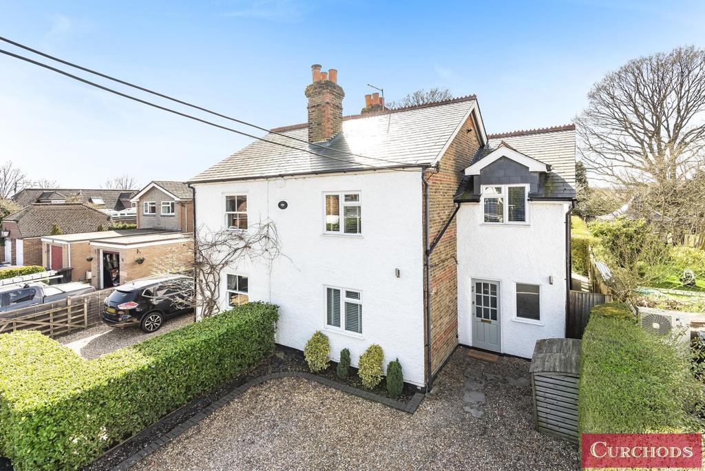 Benner Lane, West End, Woking, GU24 3 bed semidetached house £615,000