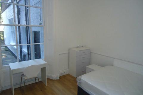 3 bedroom house to rent, Rodney Street, Liverpool