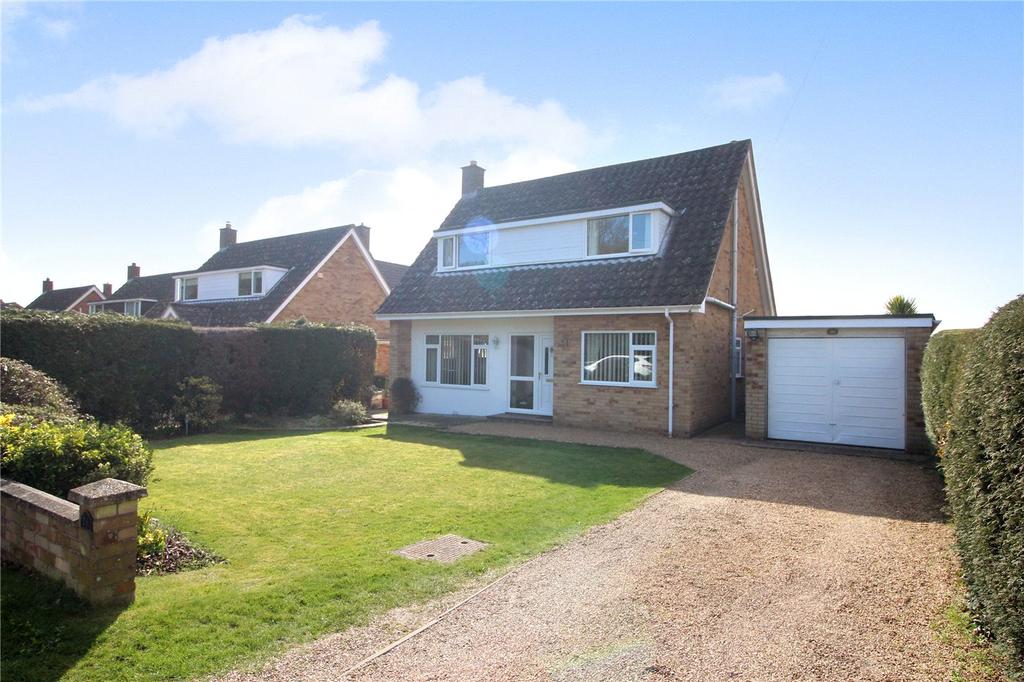 Brickle Road, Stoke Holy Cross, Norwich, Norfolk, NR14 4 bed detached house £375,000
