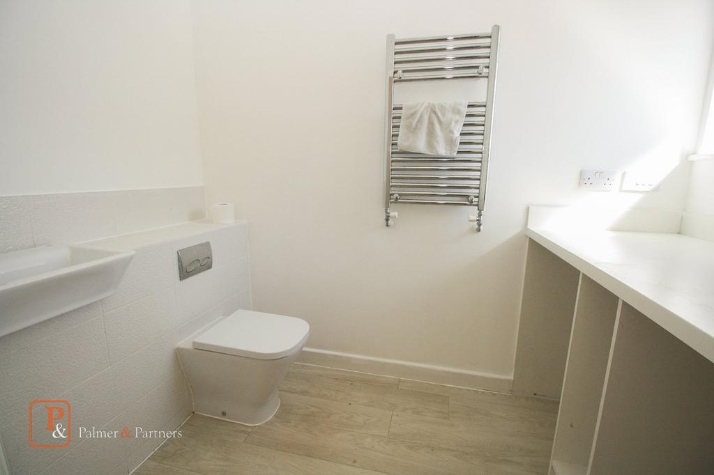 Utility Room / Wc